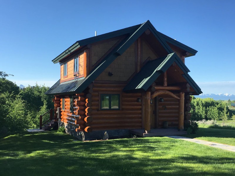 Secluded Guest Cabin