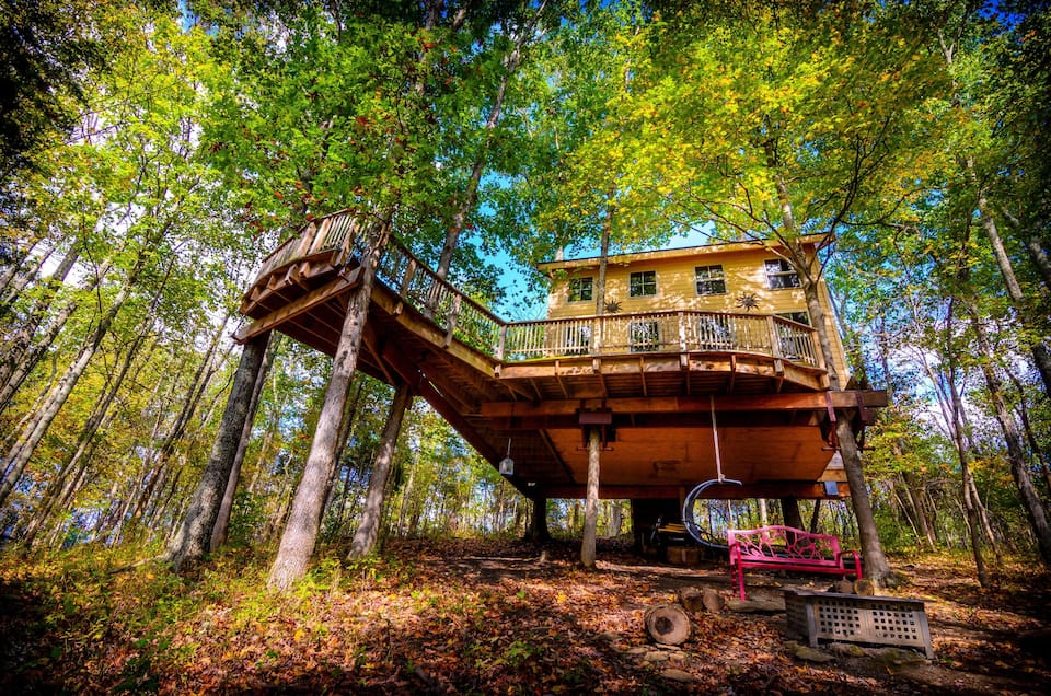 Treehouse Off Grid Built By Pete