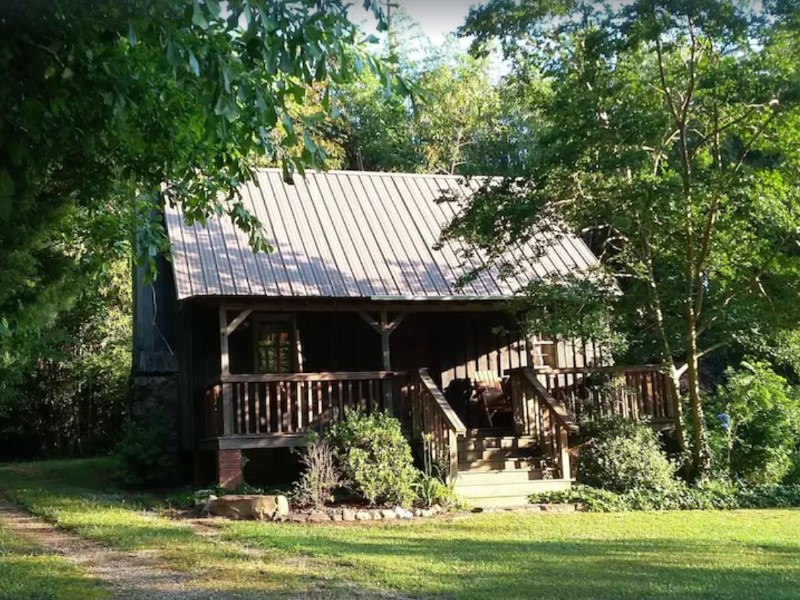 Front of the Peaceful Retreat Near Birmingham