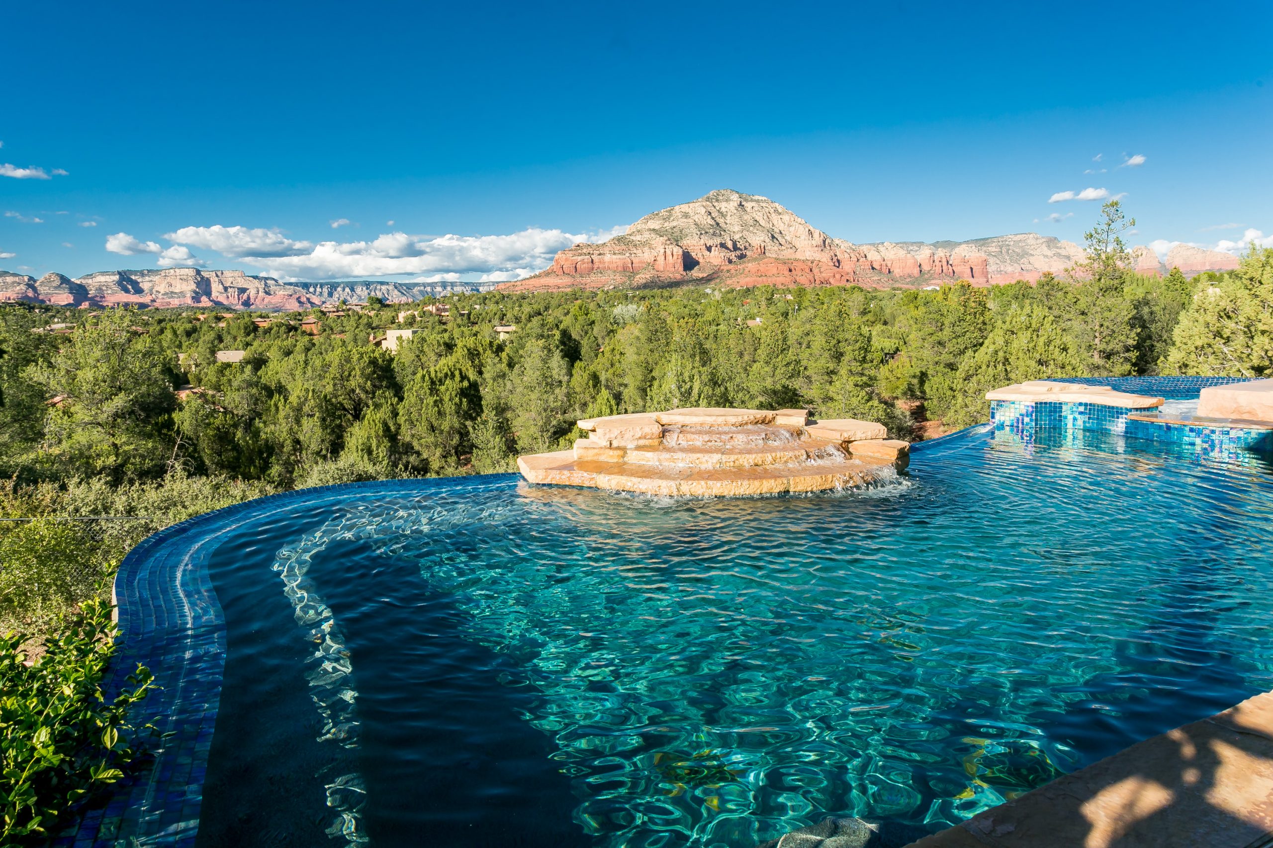 Sundance House with Infinity Pool