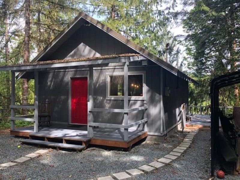 Cabin on Skagit River