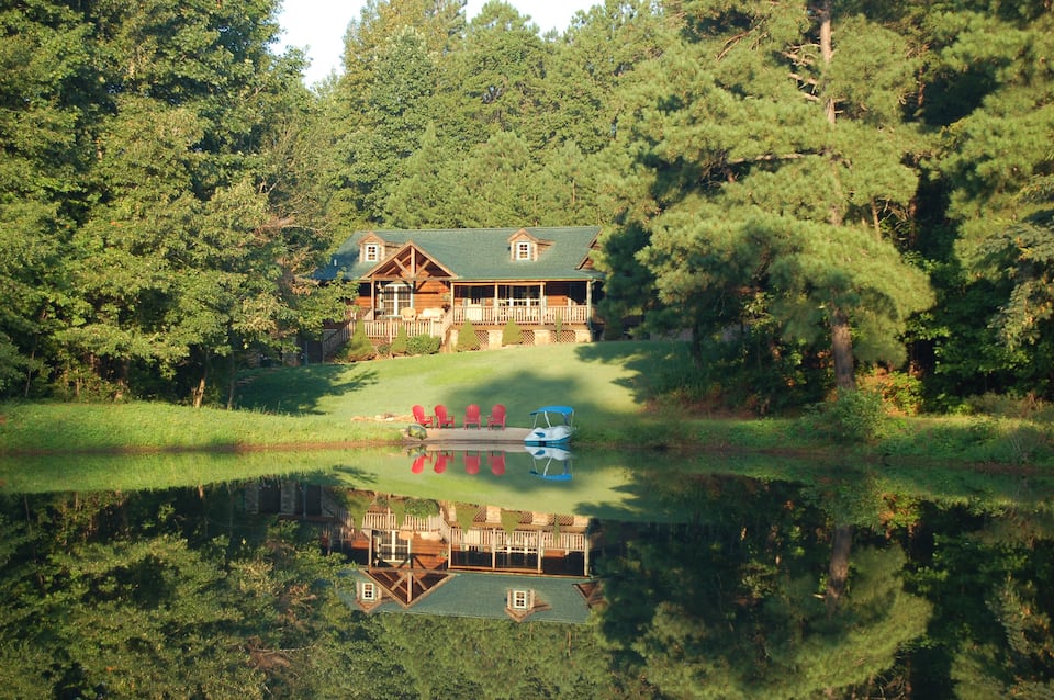 Log Haven at Travelers Rest