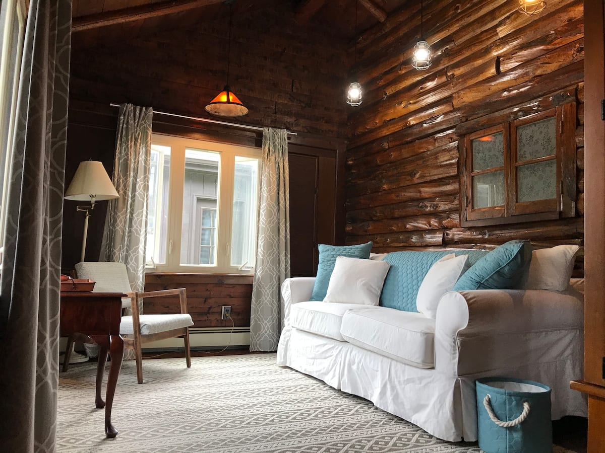 Interior of Narragansett Bonnet Shores Cabin