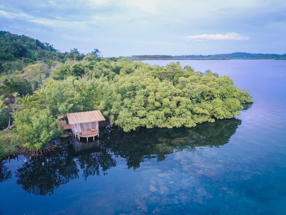 Secluded Coconut Cabin