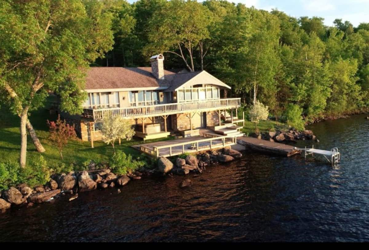 Water View at Summer Lake House