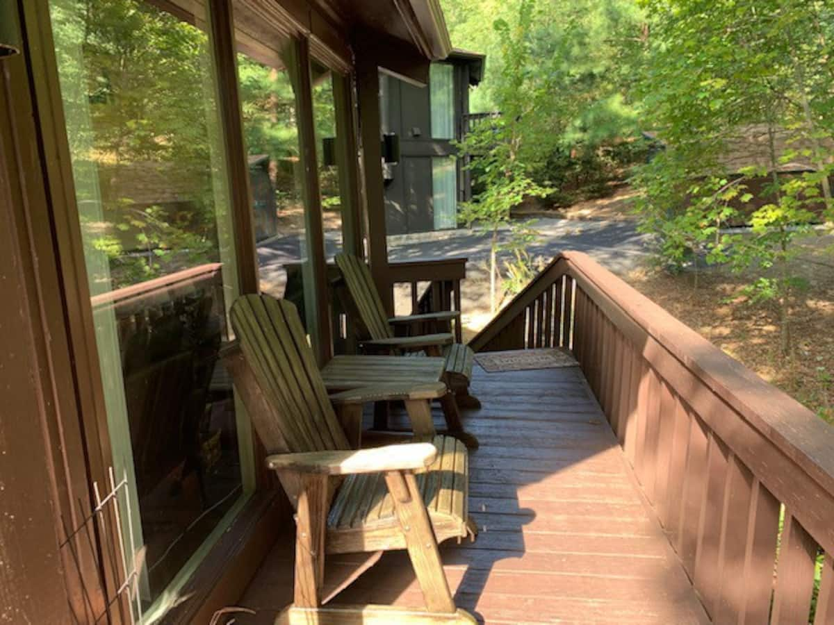 Porch at Rustic Round House