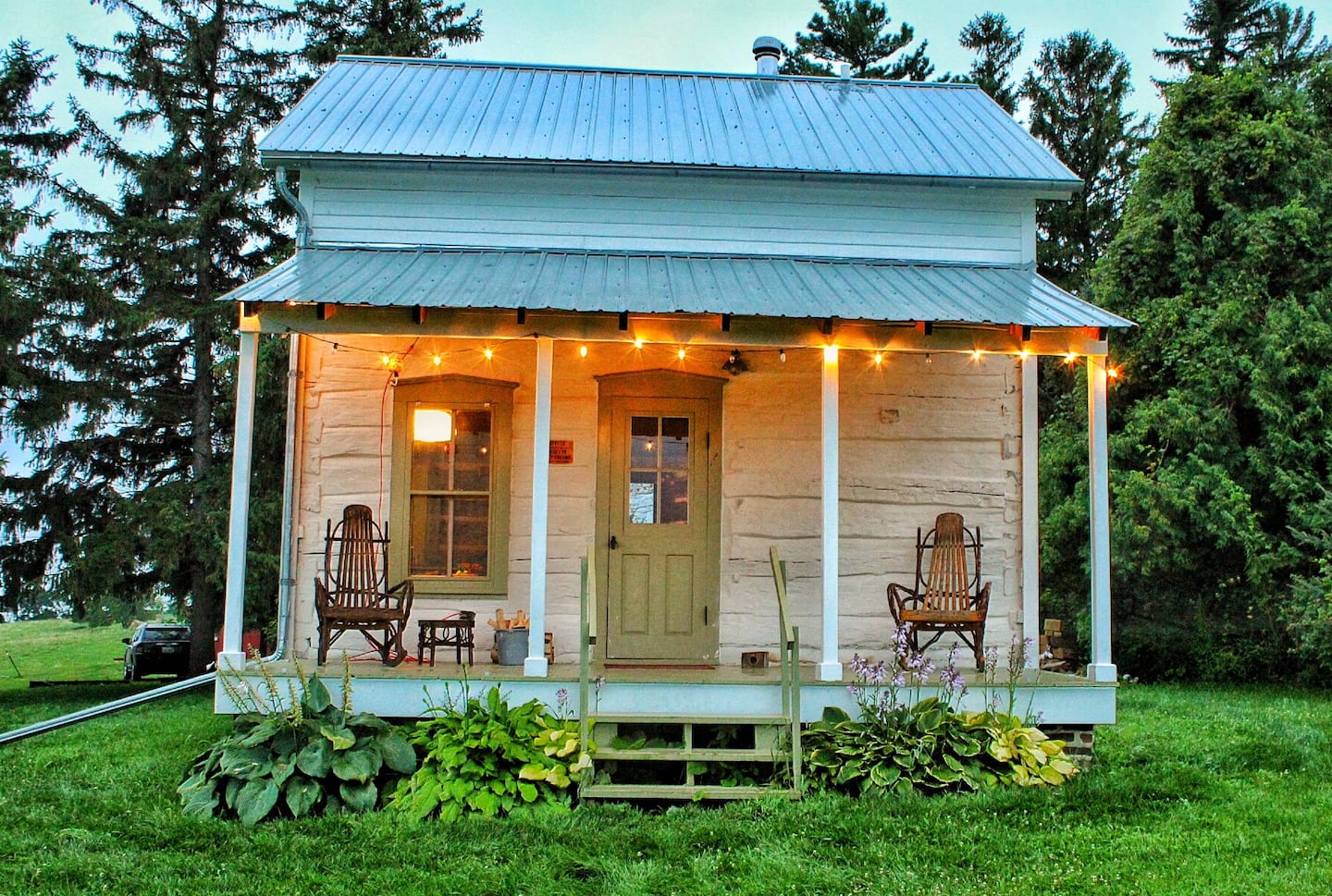 Trout River Log Cabin - Decorah, Iowa