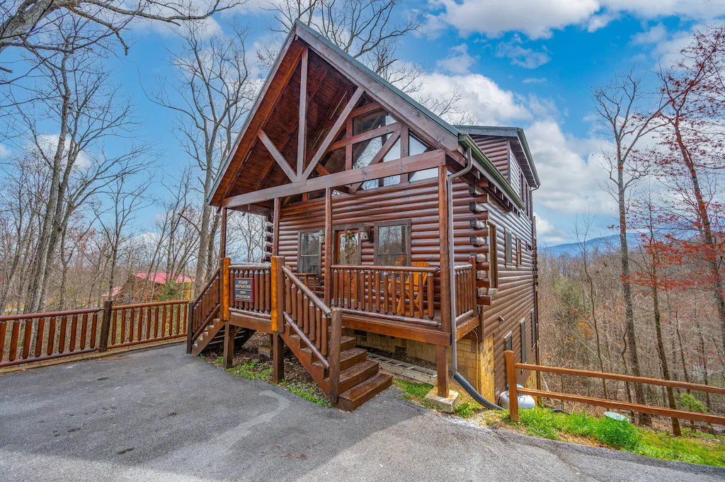 Large windows let in plenty of sunshine at this chalet