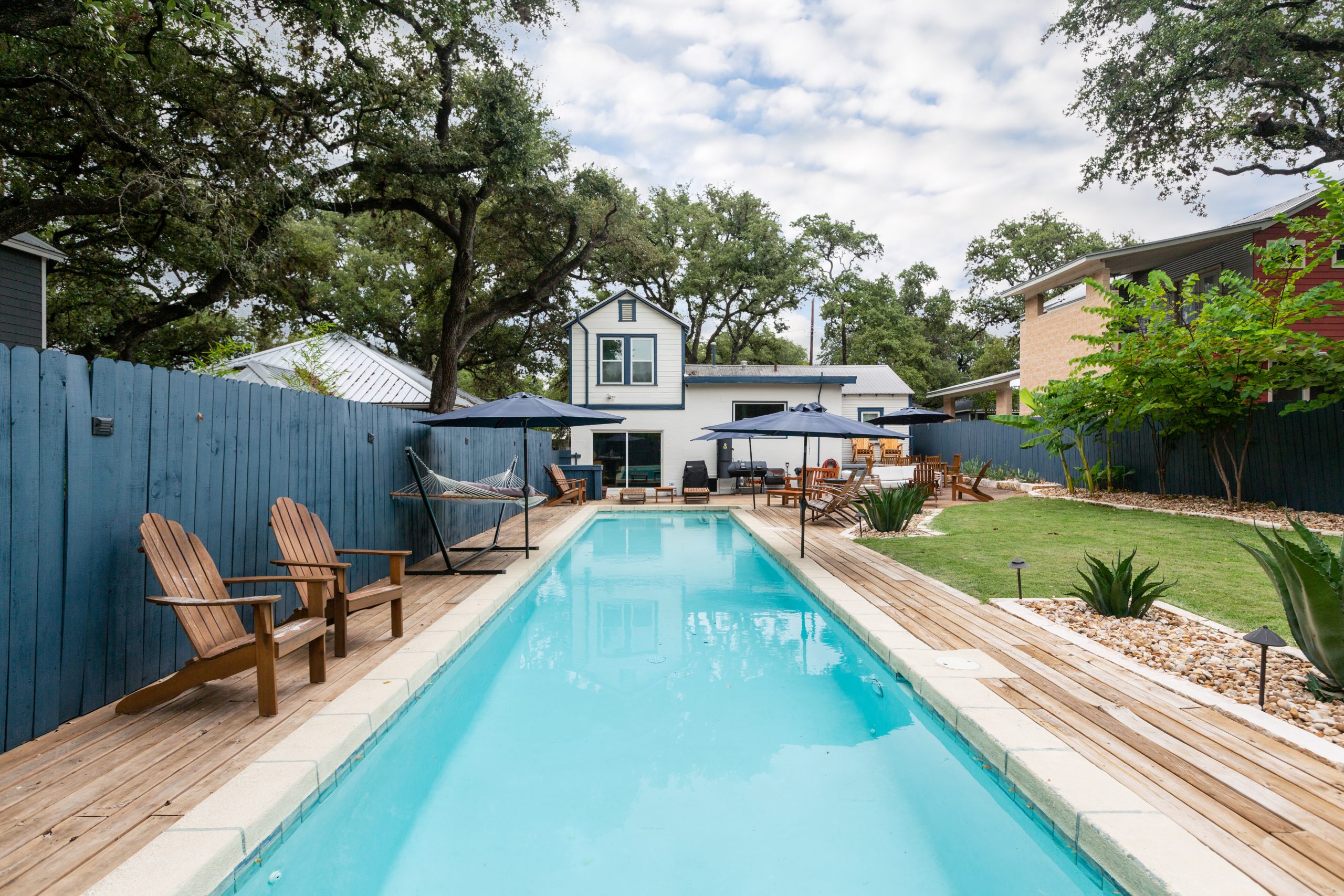 Large Pool & Backyard in the Heart of South Austin