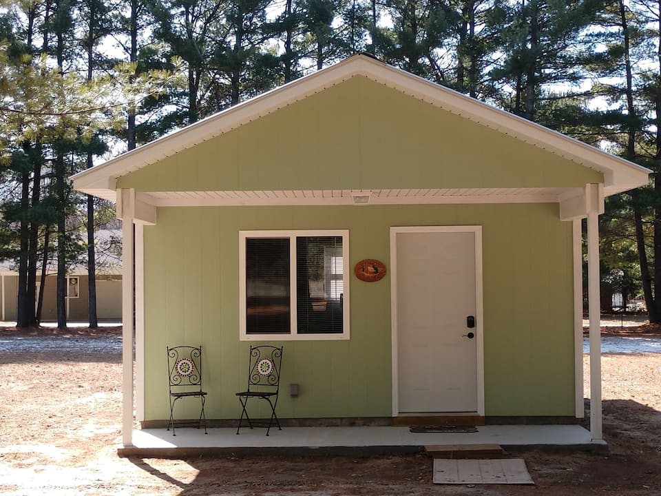 Such a cute little cabin for two