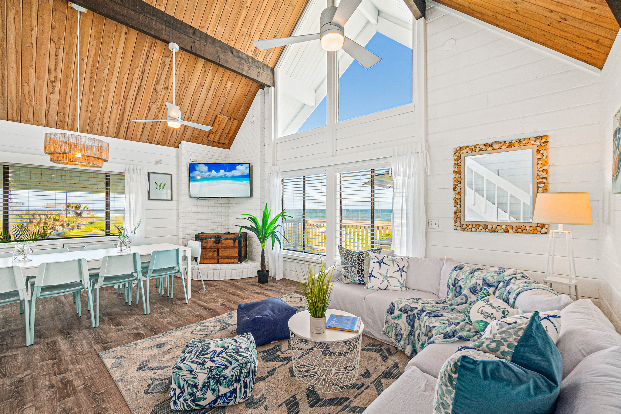 Pelican Beach, Private Oceanfront Beach House - Palm Coast