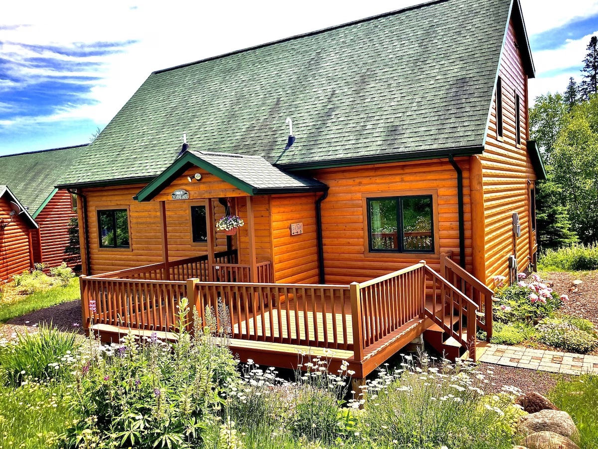 Lutsen Log Lodge