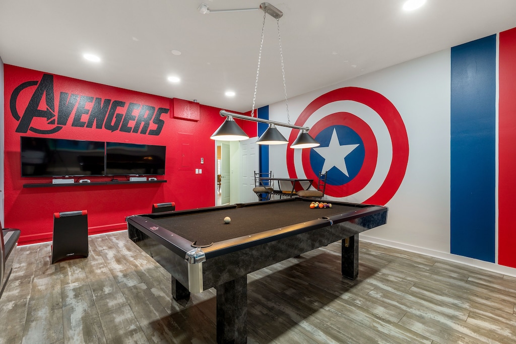 6-Bedroom Private South-Facing Pool, Game Room