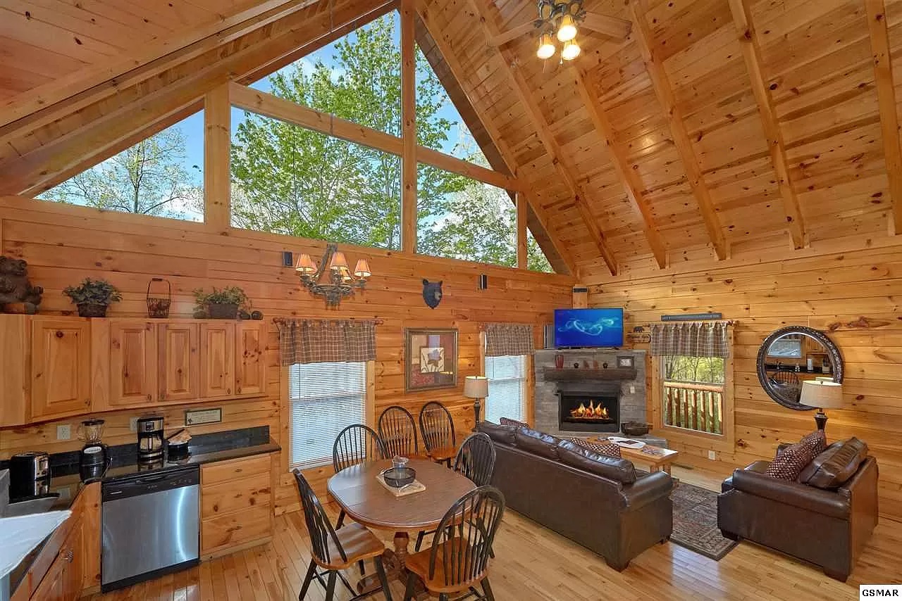 Cabin With a Theater Room & Pool Table