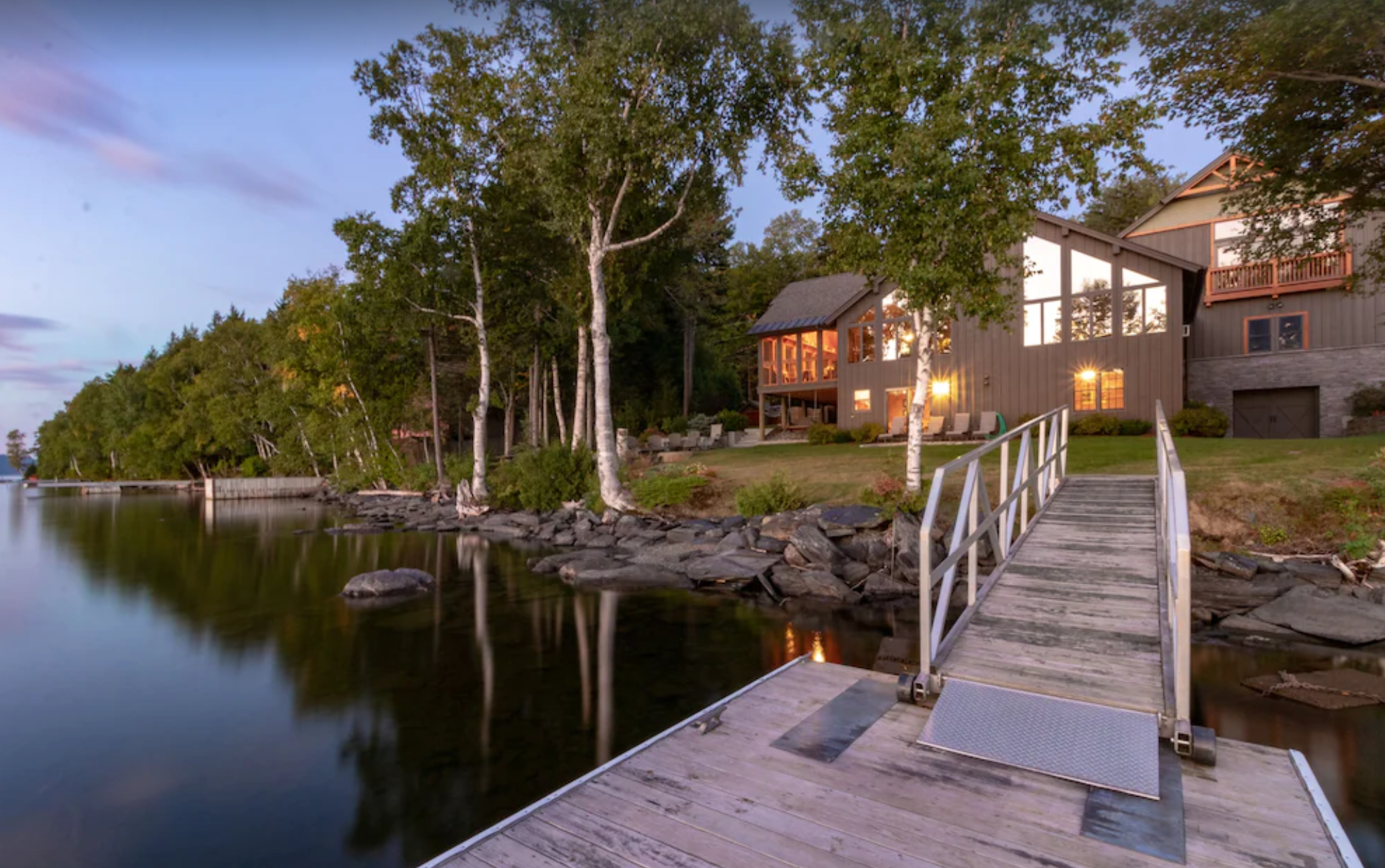 Lakeside Lodge with Amazing Water Views