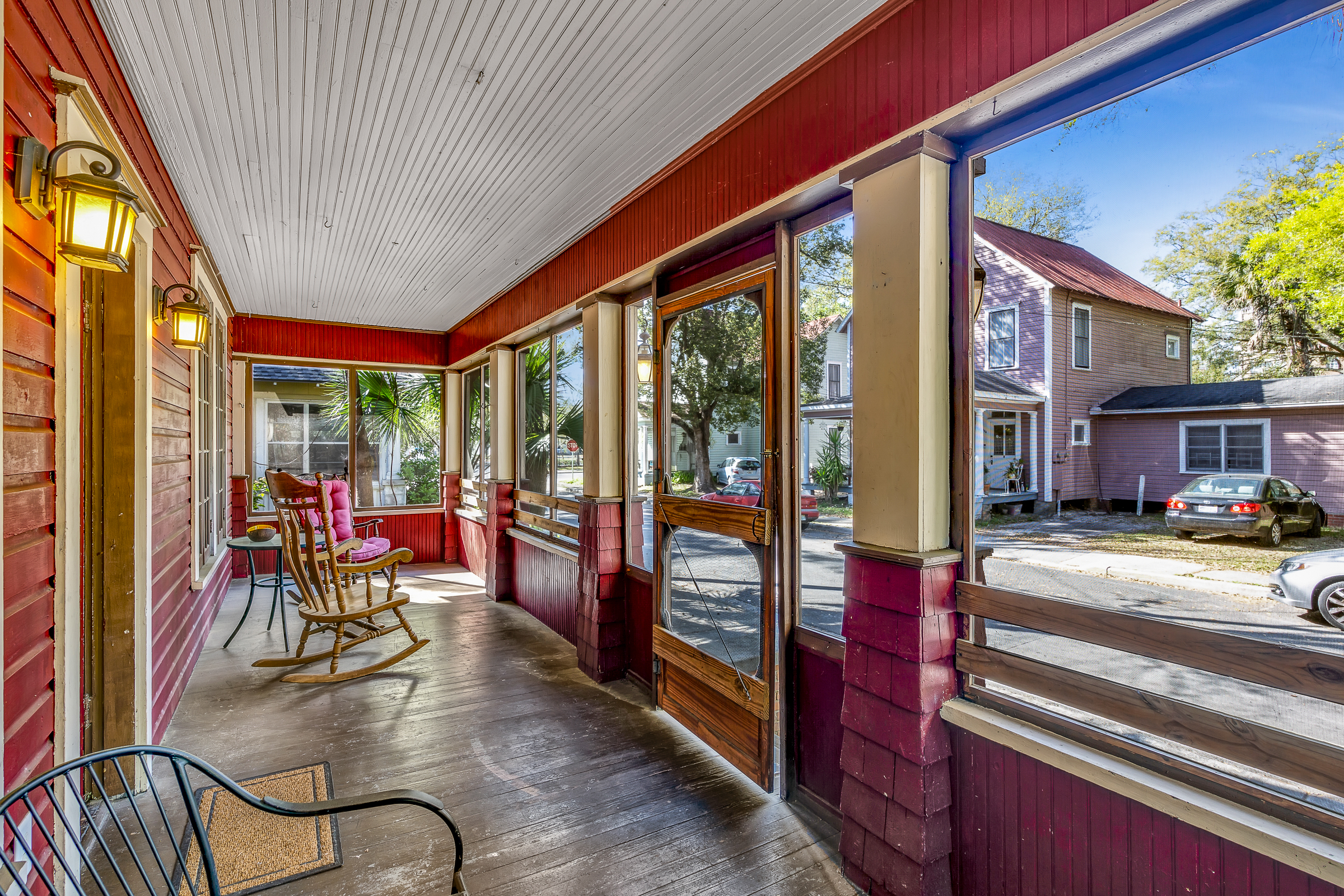 Gorgeous Downtown Home from 1930s in Heart of UF