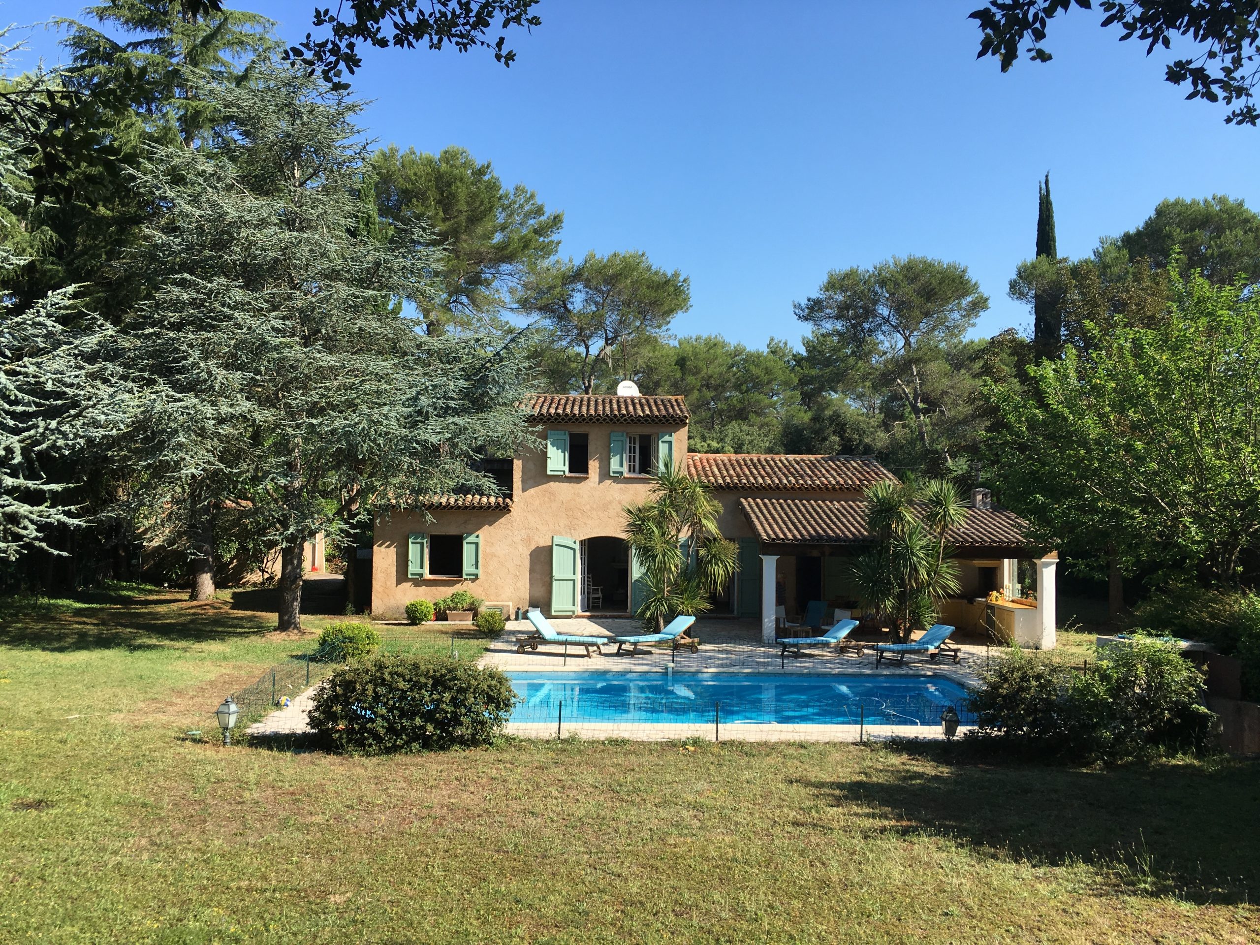 Beautifully Decorated Provençale House in Mougins