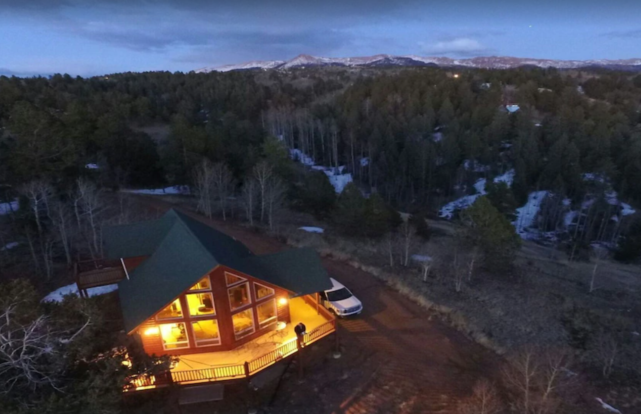 Mountain Dream with a Hot Tub