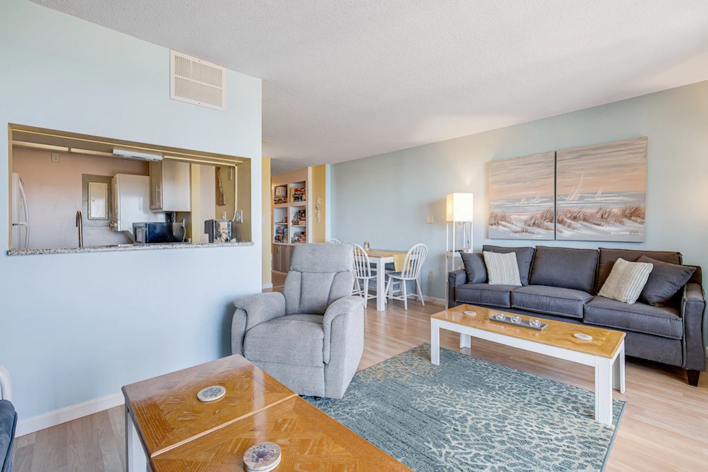 Sea Colony Oceanfront Condo with Shared Pools, Hot Tubs & Sauna