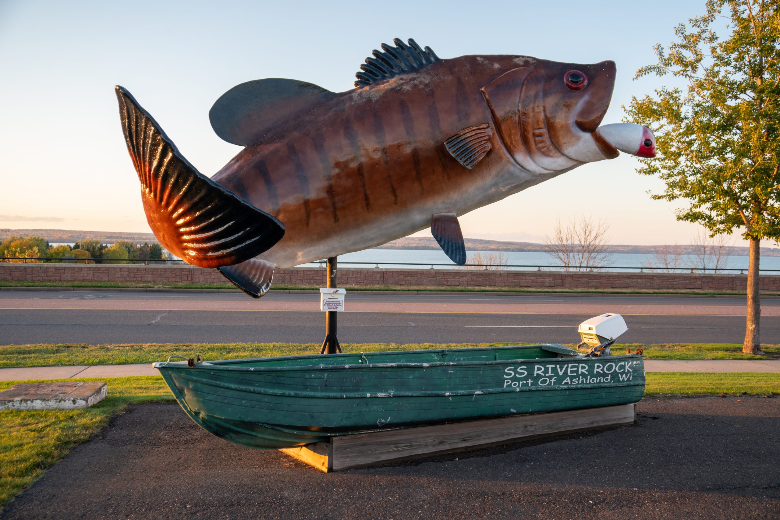 Large fish statue in Ashland, Wisconsin 