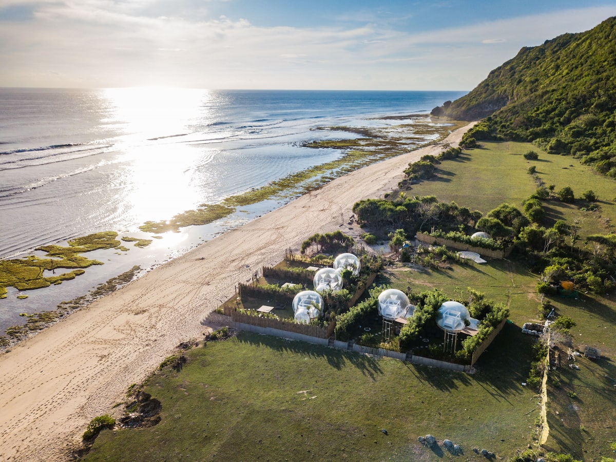 Seafront glamping in Uluwatu