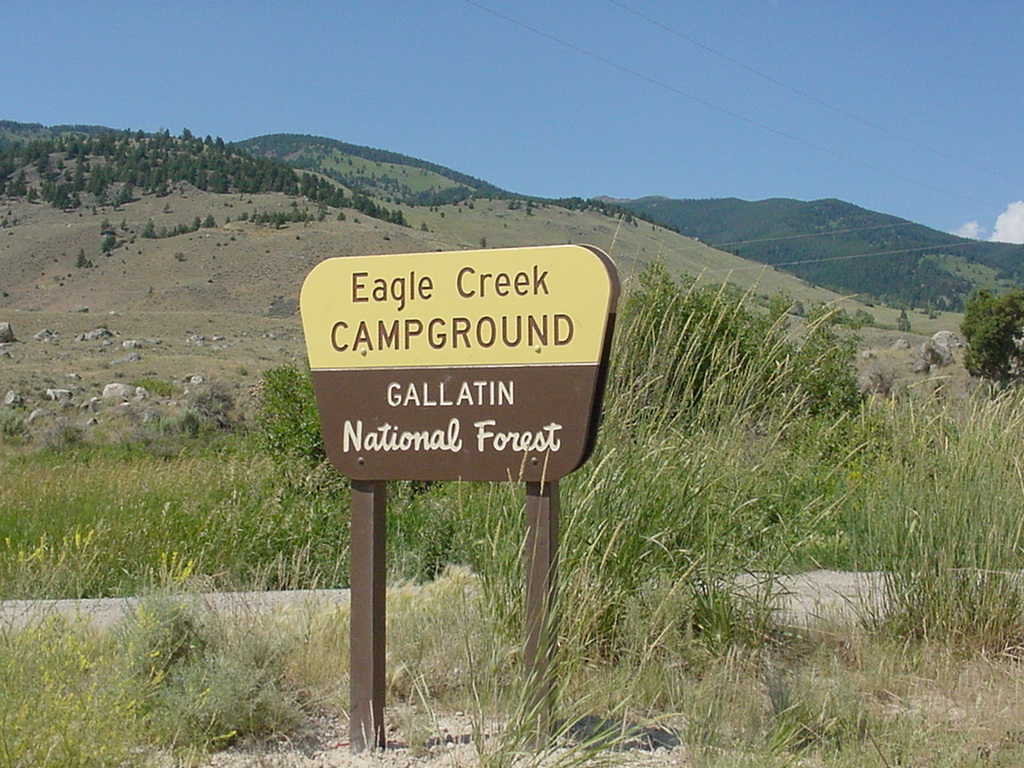 sign to Eagle Creek Campground