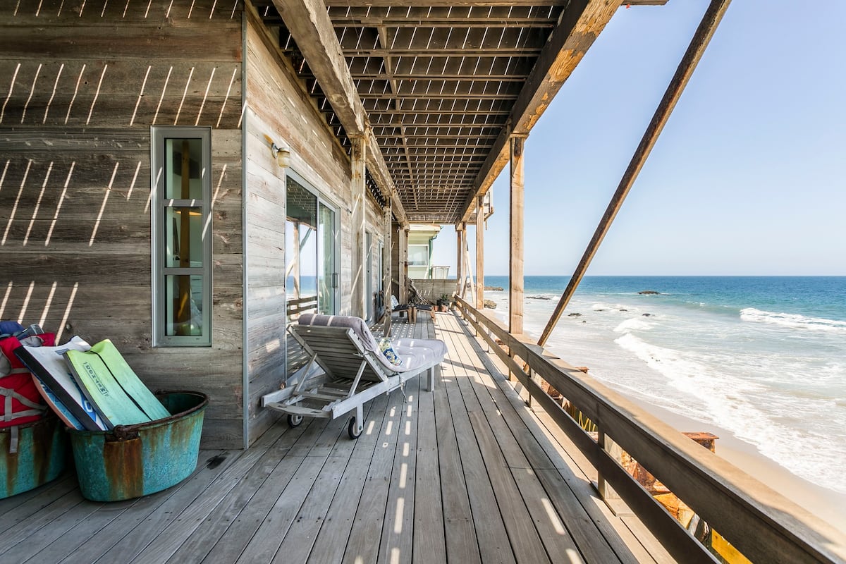 A charming beachfront space for two