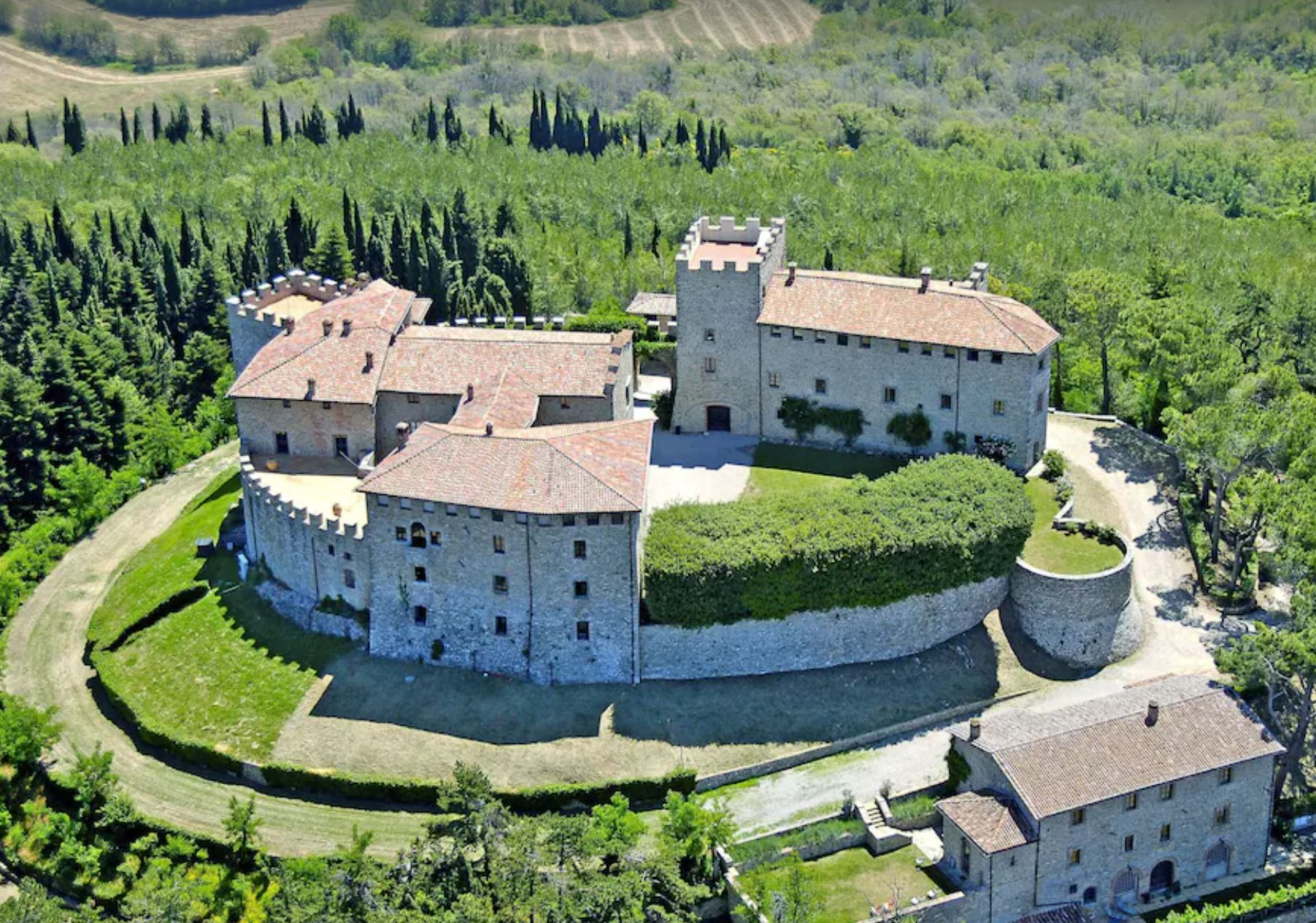 Castello di Montgiove and guesthouse