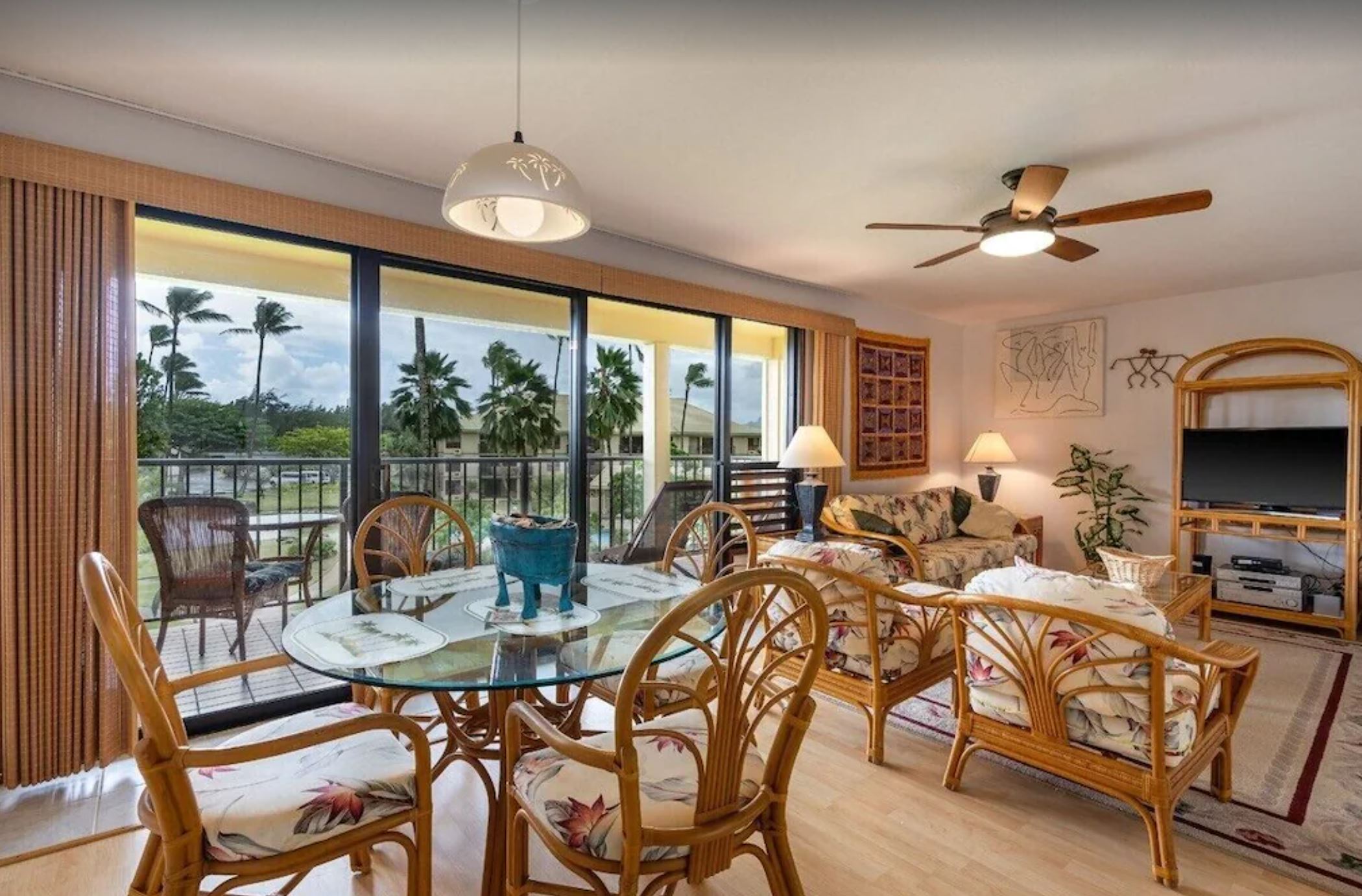 All the beauty and tranquility that Kauai has to offer starts with this lovely villa