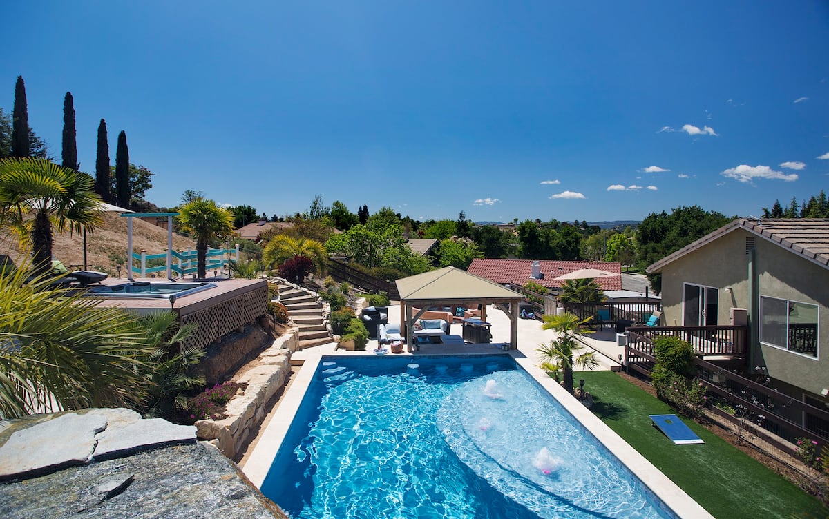 Paradise in Paso Robles - Insane Pool & Hot Tub