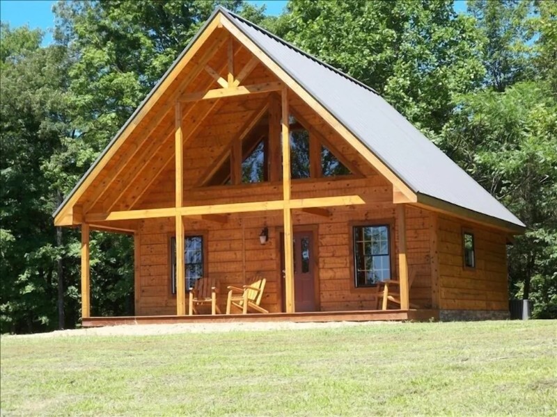 Beautiful Turkey Hill Log Cabin