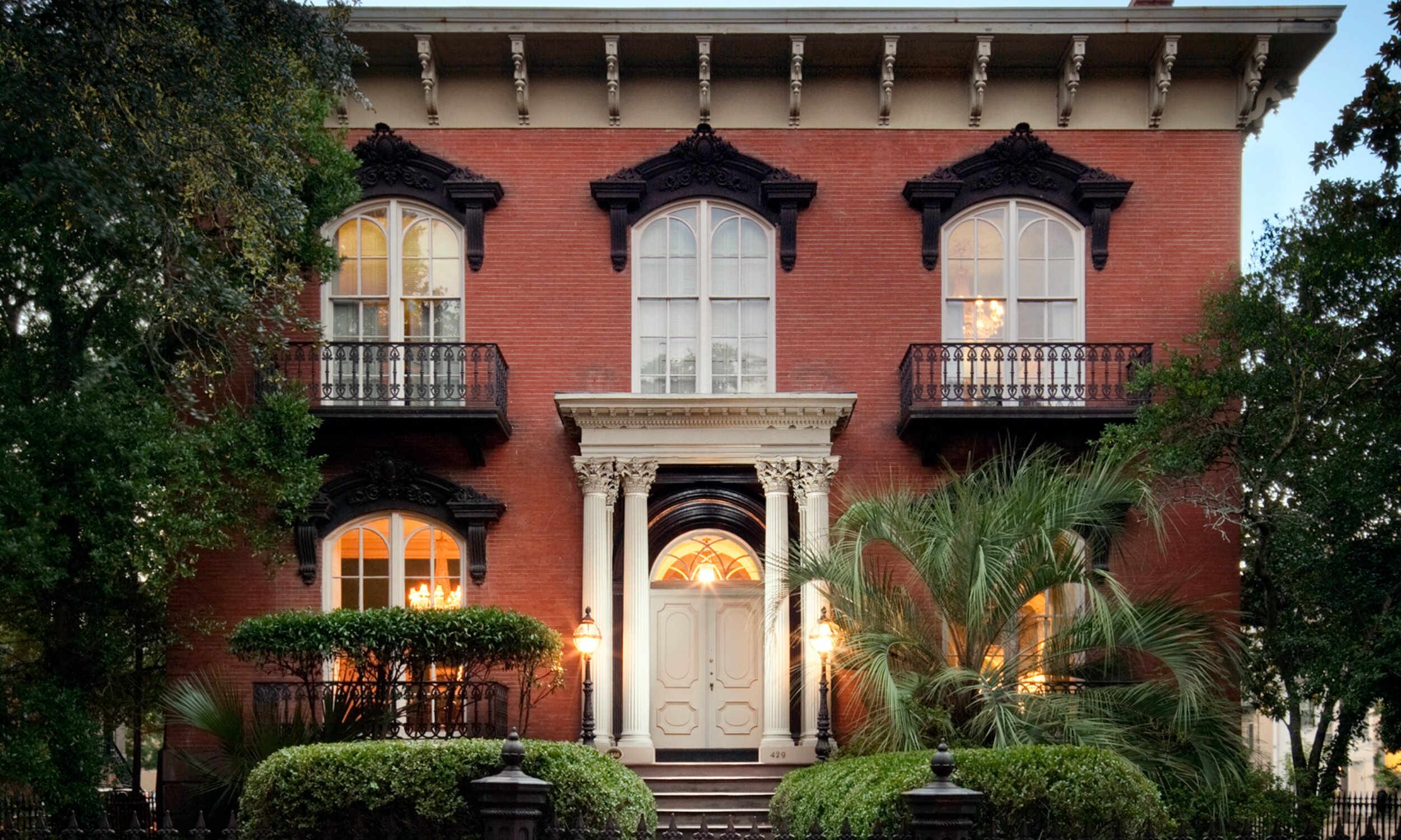 Brick exterior of Mercer House