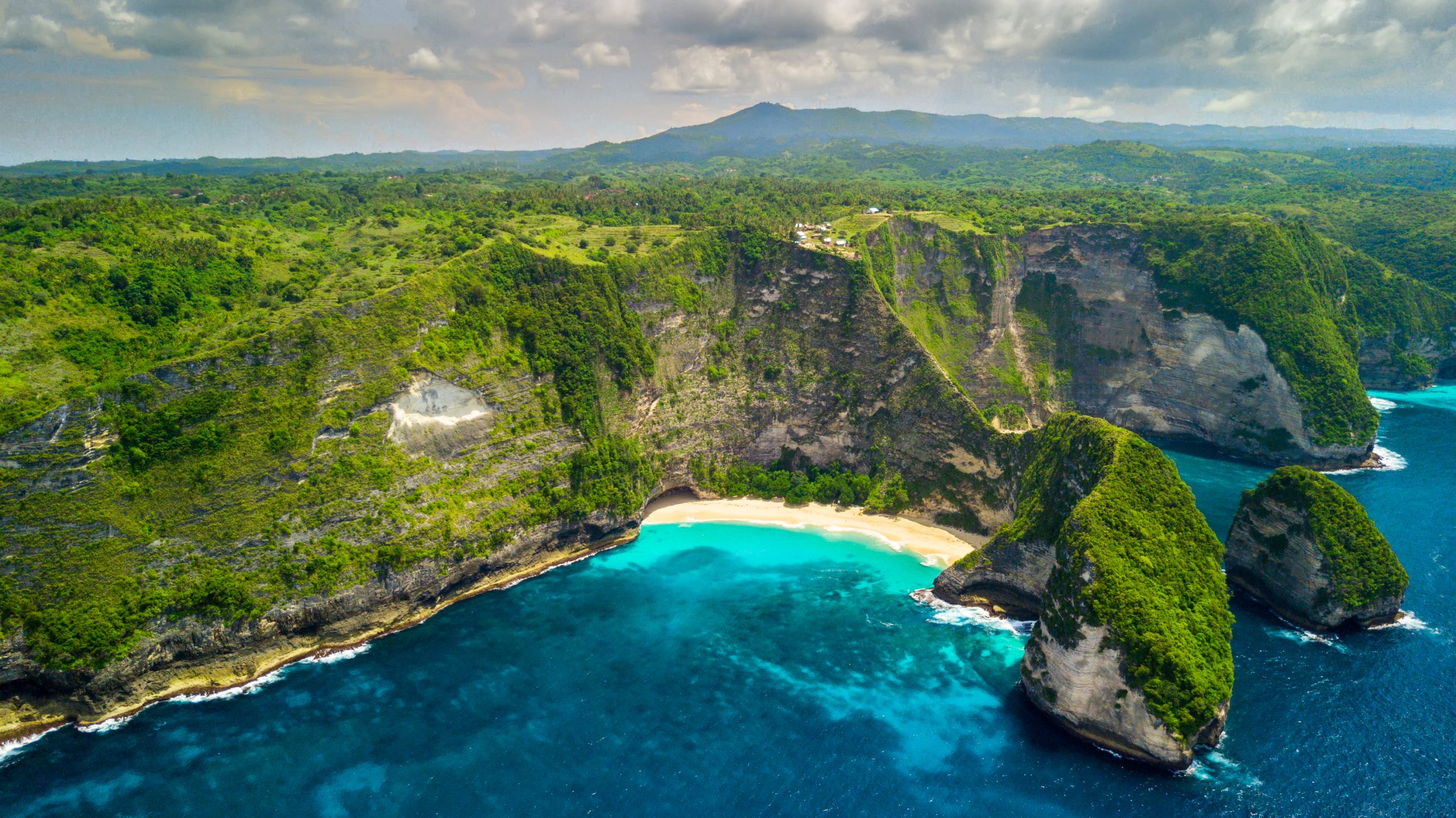 Kelingking Beach, Nusa Penida, Bali, Indonesia