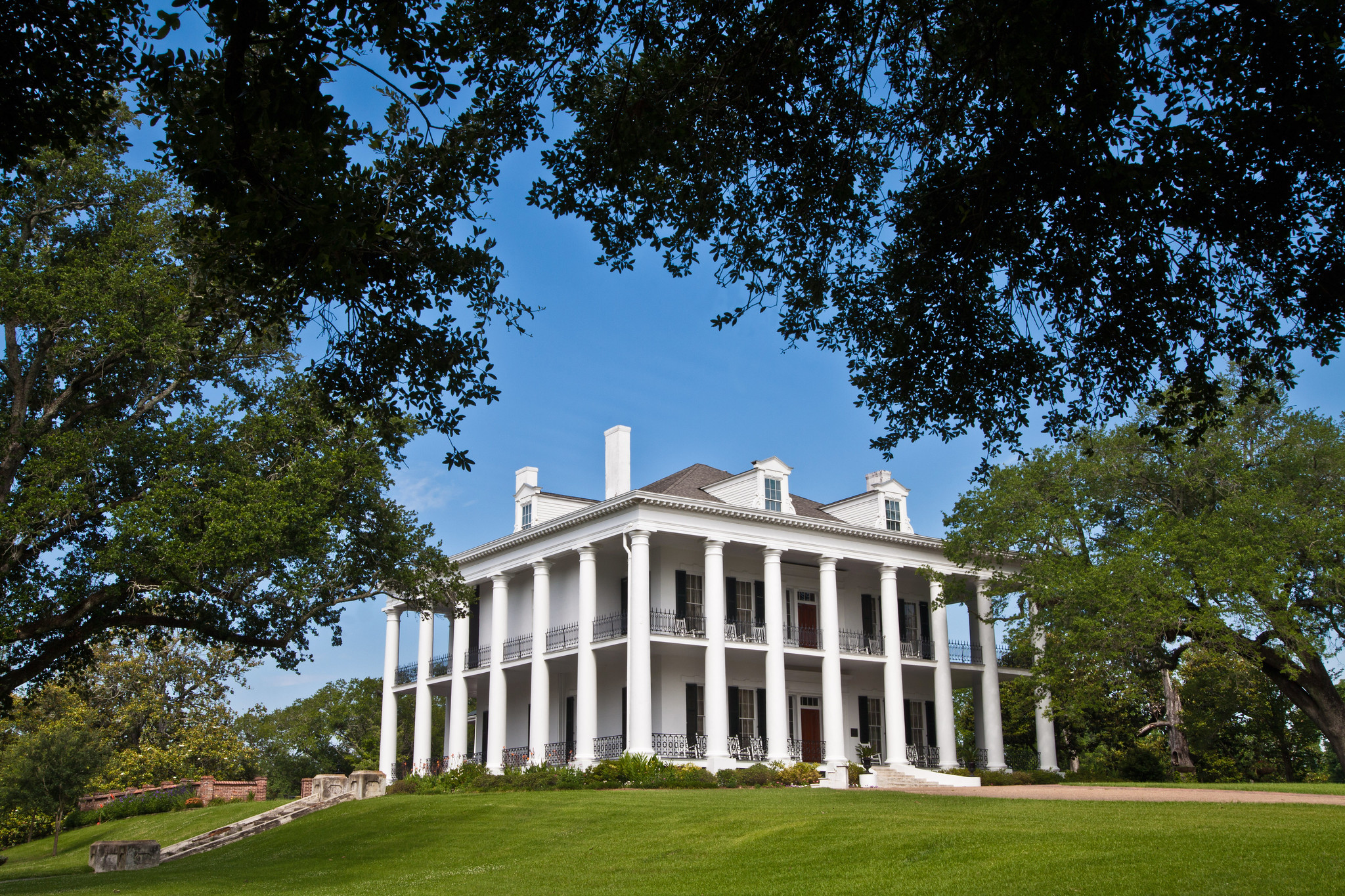 Dunleith Historic Inn