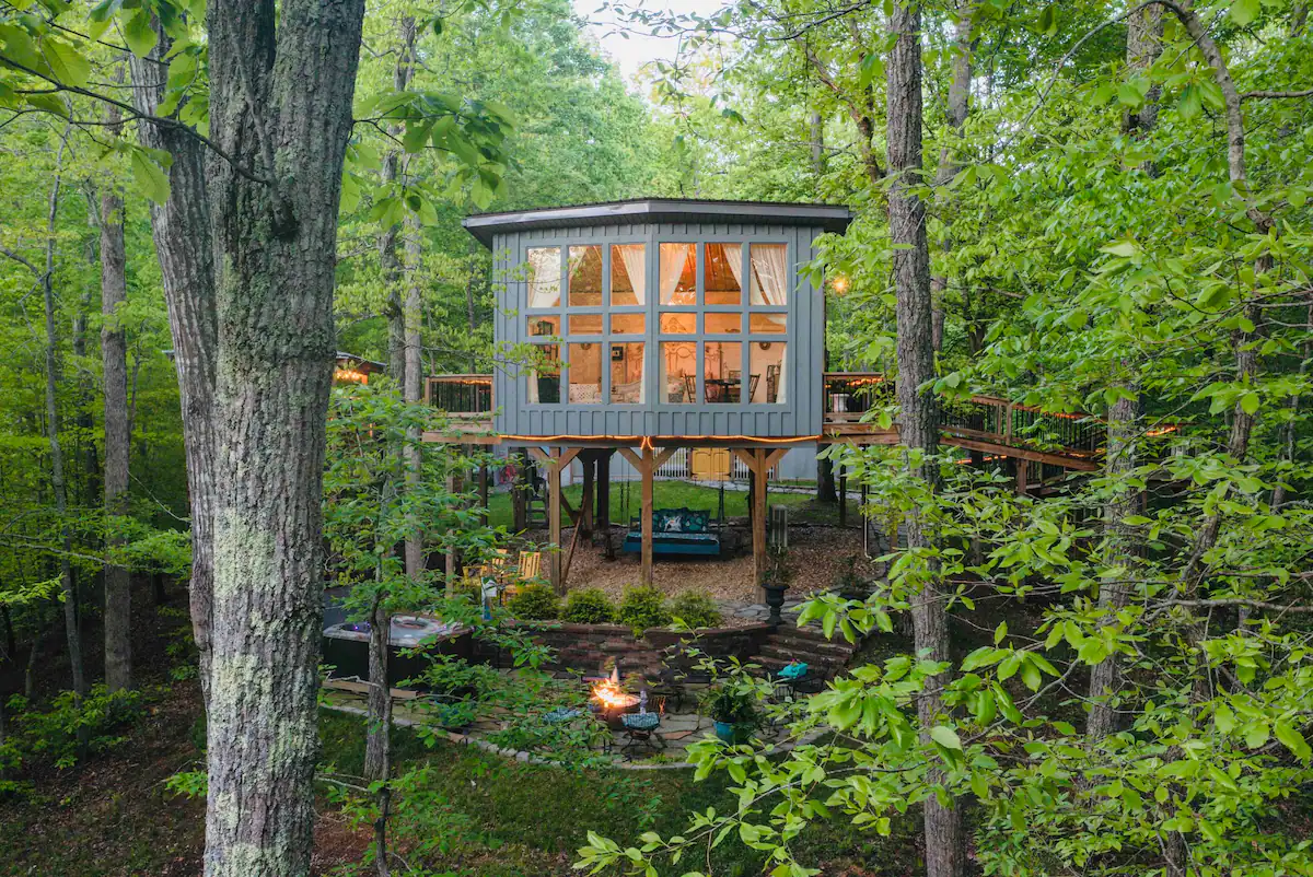 An adults-only getaway on a beautiful property