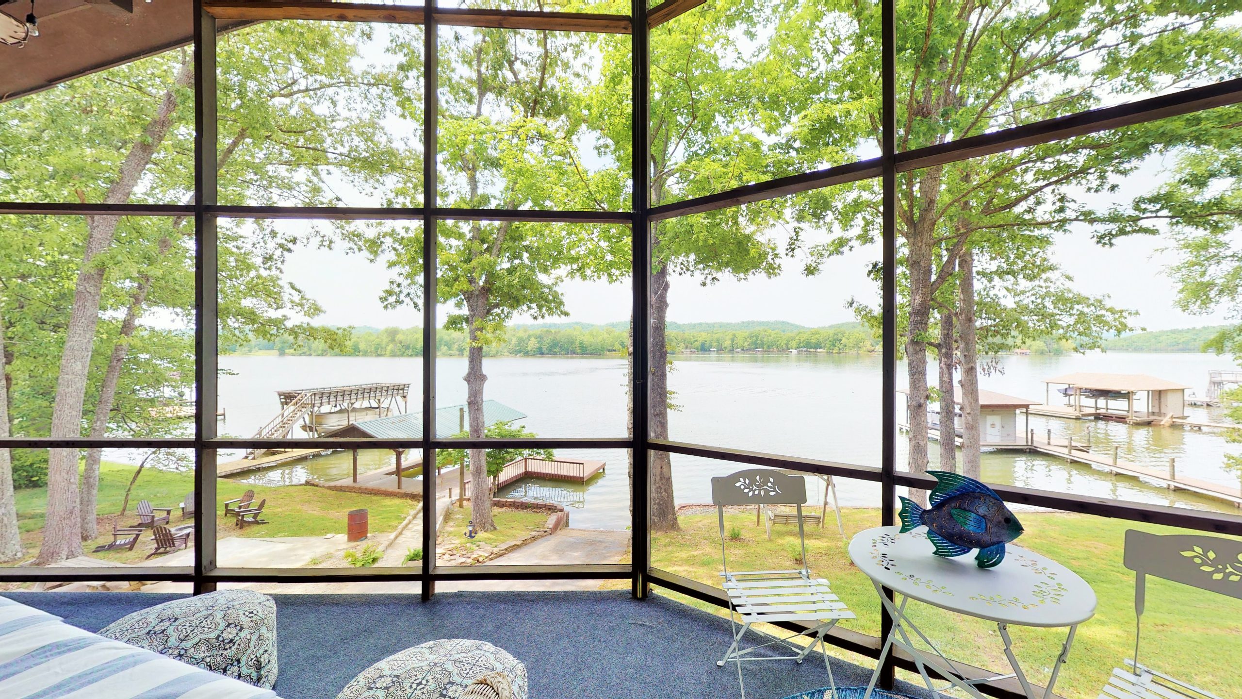 Blue Heron Lodge on Watts Bar Lake - Ten Mile