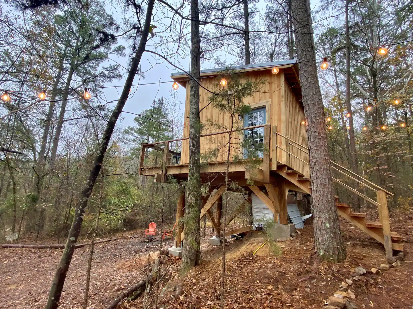 Peaceful Treehouse at Sacred Pines