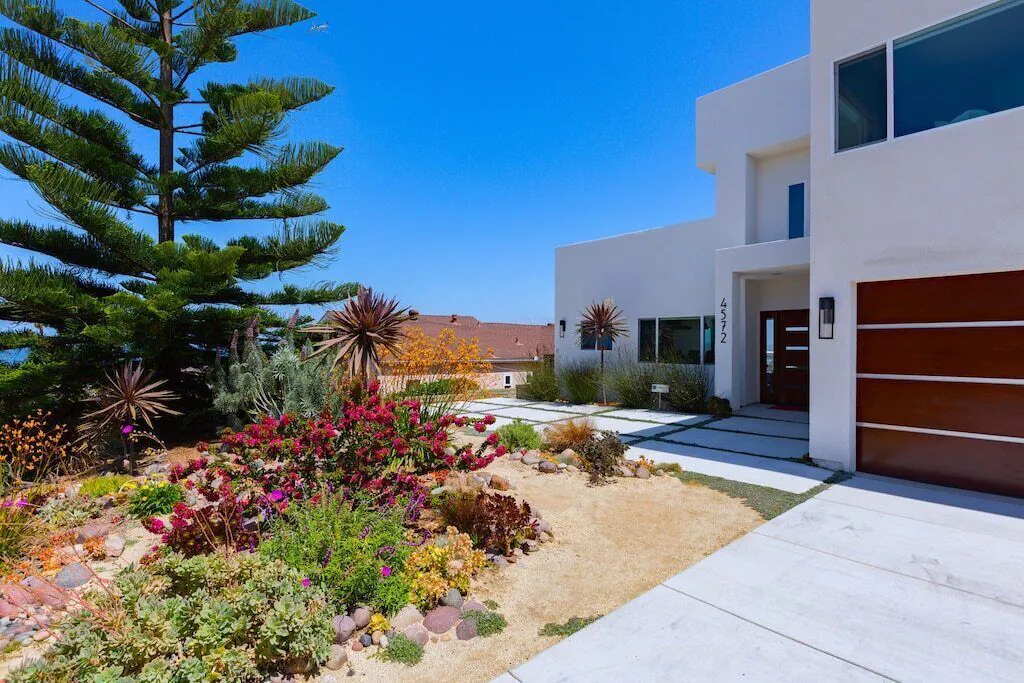 You'll love being in Point Loma Heights with panoramic views