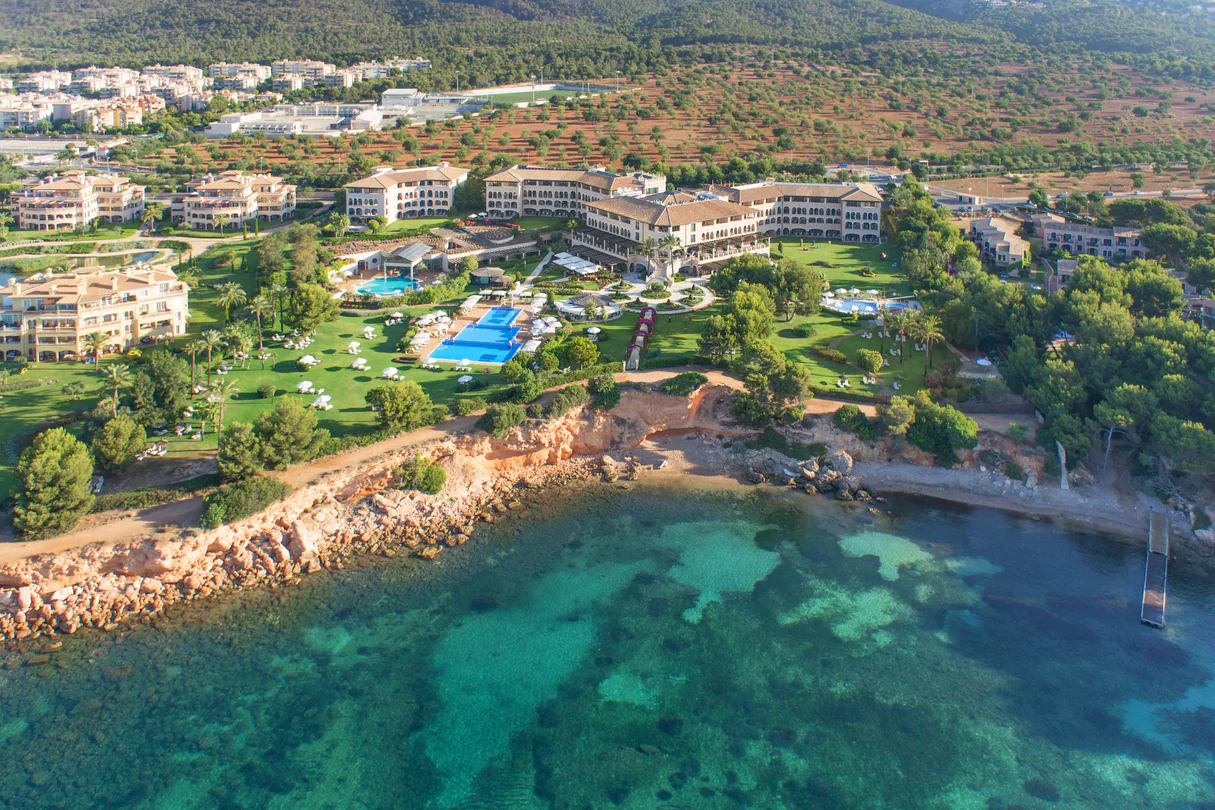 St. Regis Mardavall Mallorca Resort