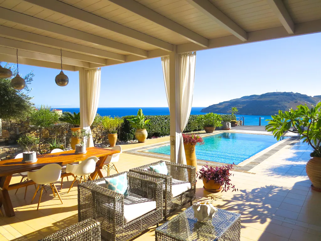 VLK Luxury Rhodes Villa with a Pool