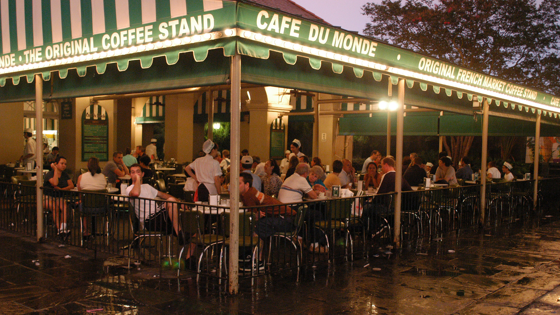 Cafe du Monde, New Orleans, Louisiana