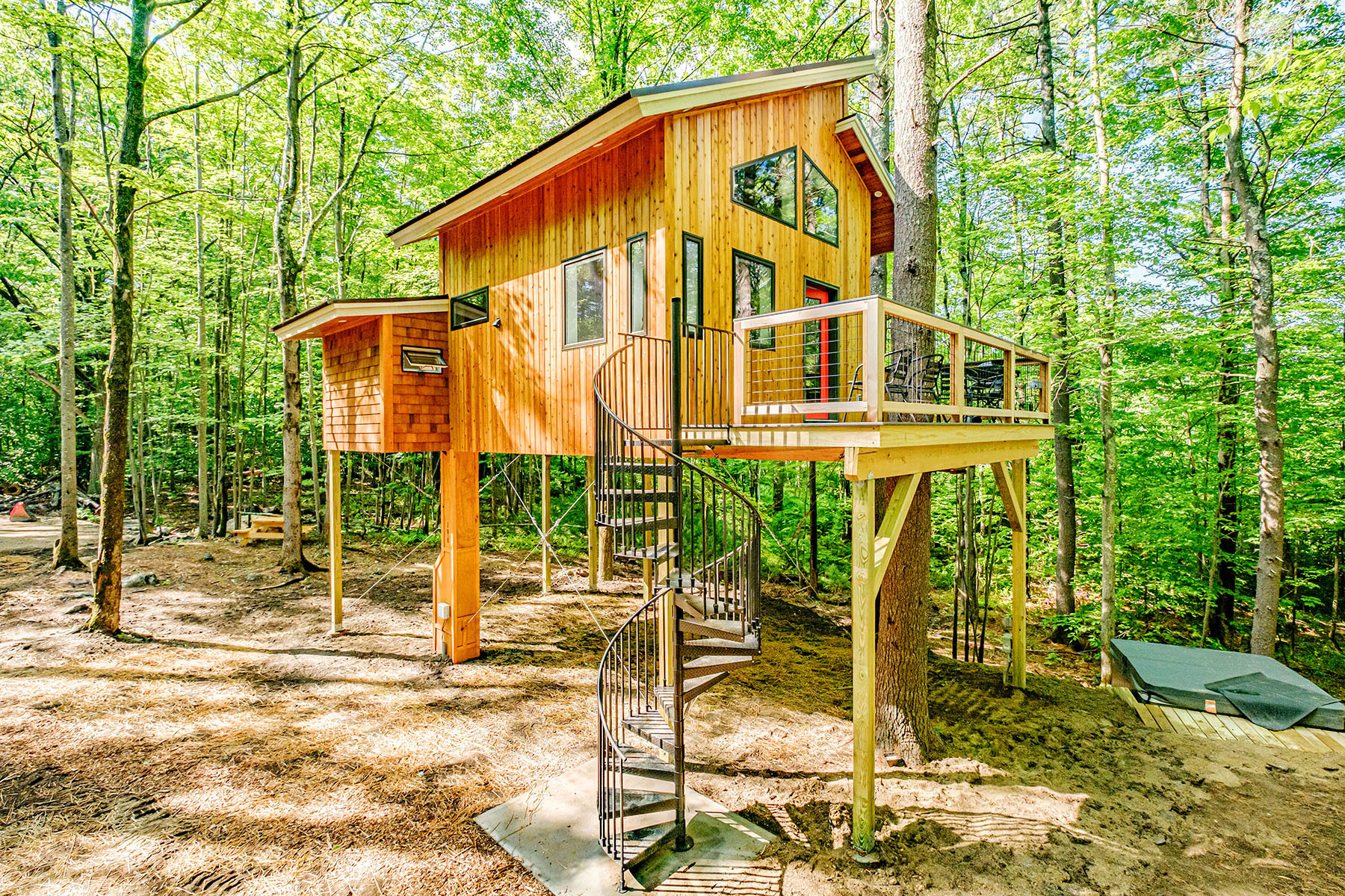 The Canopy Treehouse, a Luxury Carbon Free Retreat - Sanford