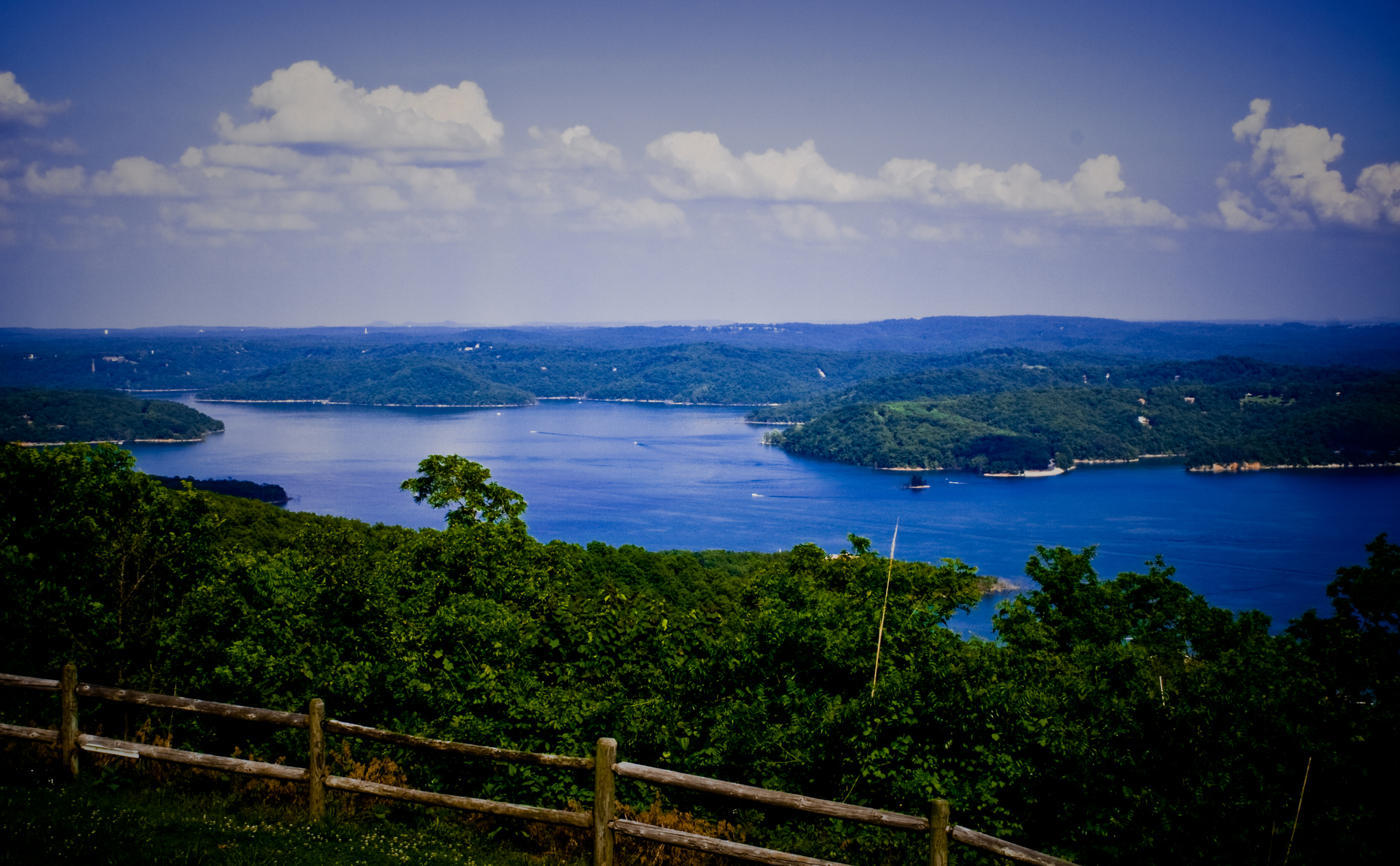 A view of Beaver Lake in Arkansas from an elevated position