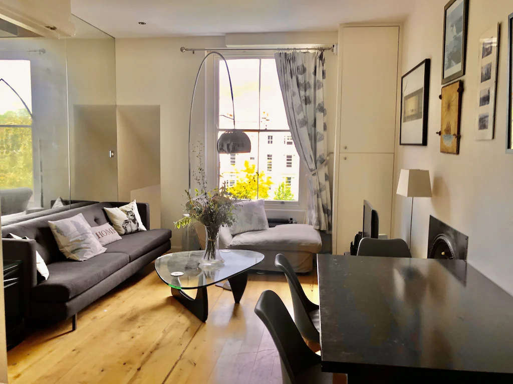 Charming Notting Hill 2-Bedroom with Magical Garden