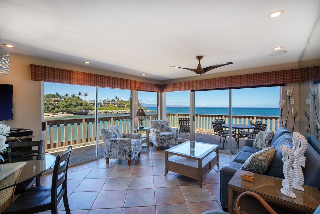 Beach/Ocean Front & Corner Unit Luxury