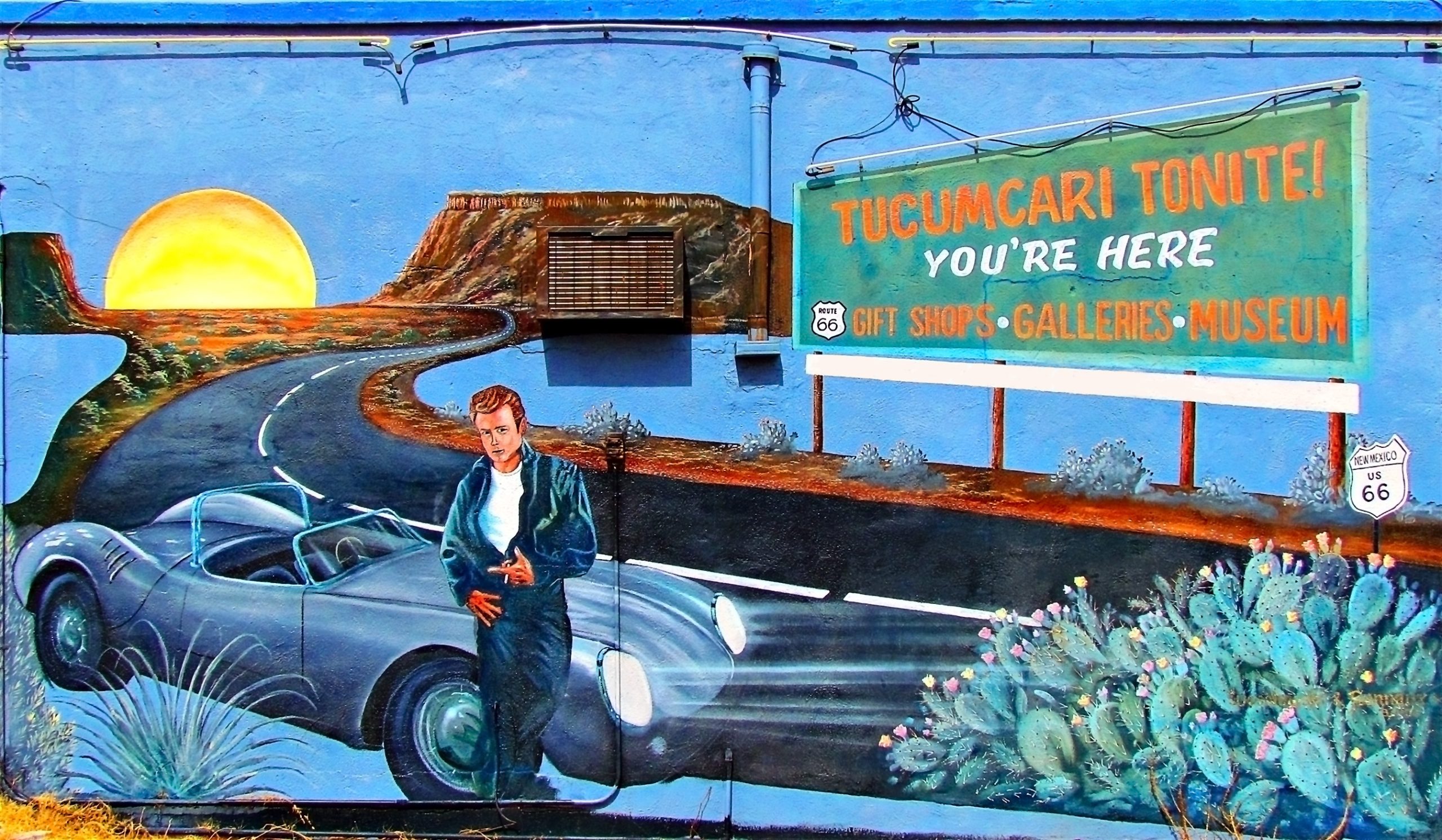 Route 66 mural of James Dean along Route 66 in Tucumcari