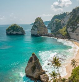 Nusa Penida Island Diamond Beach