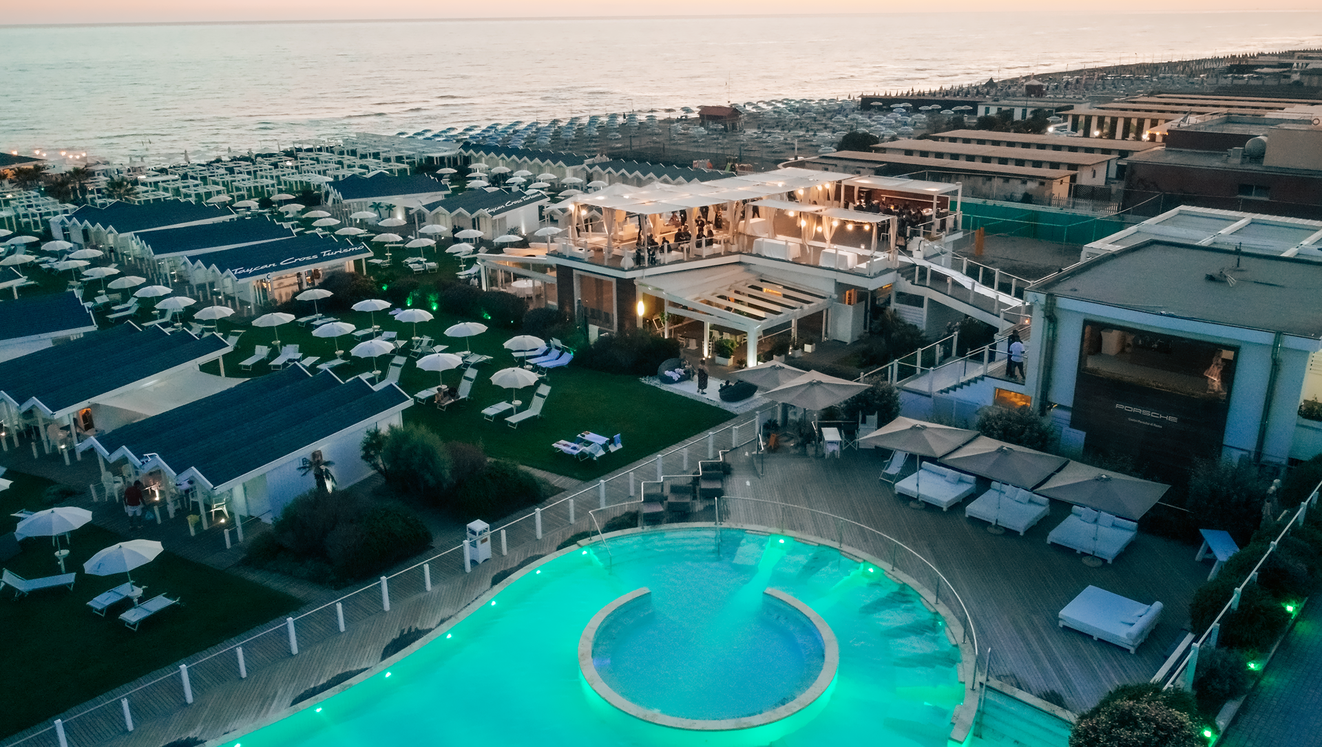 V Lounge Beach at Lido di Castel Fusano