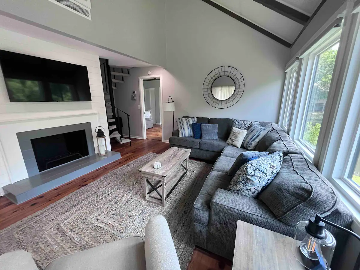 The living room looks out to a stunning lagoon view