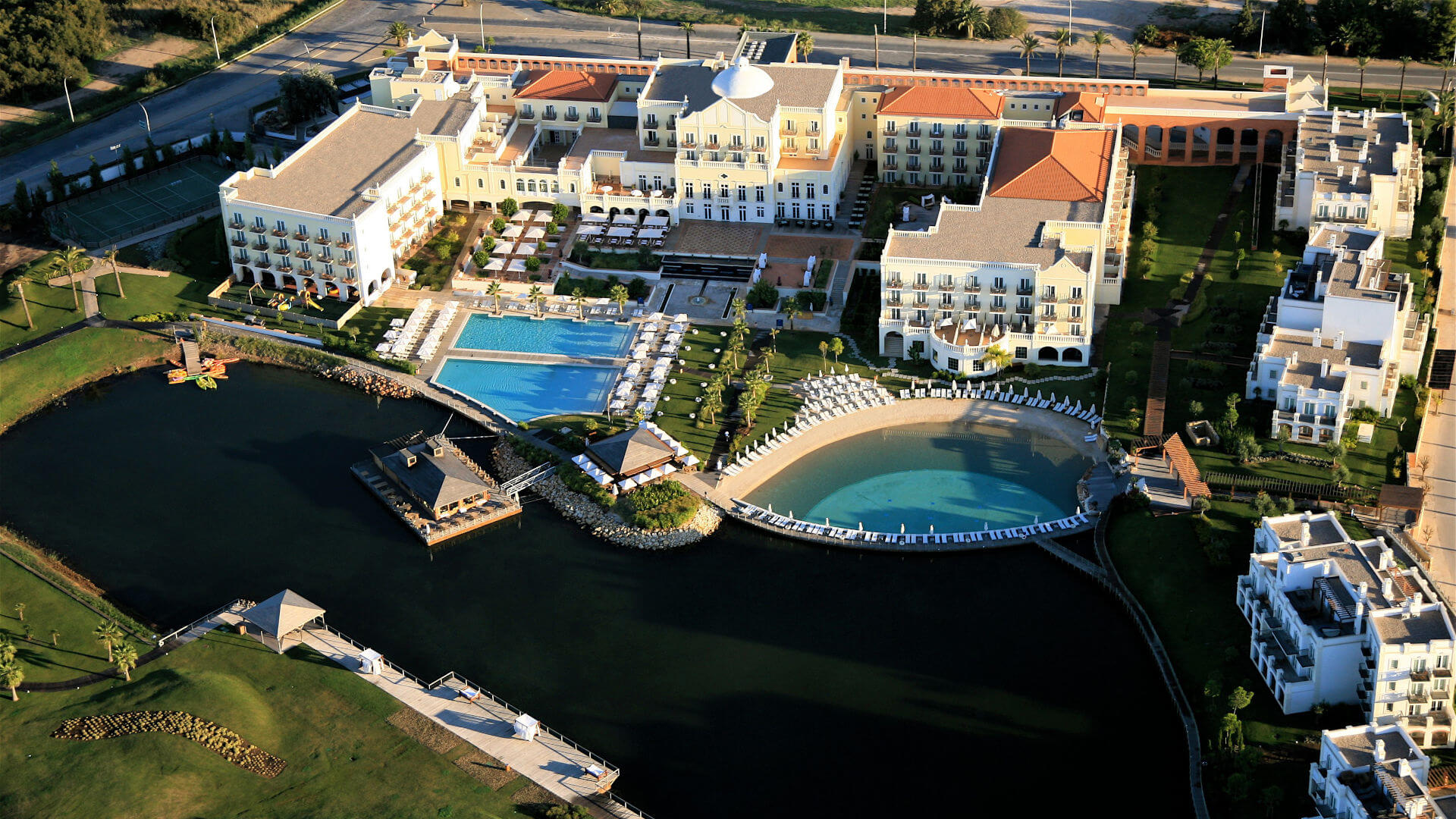 Domes Lake Algarve